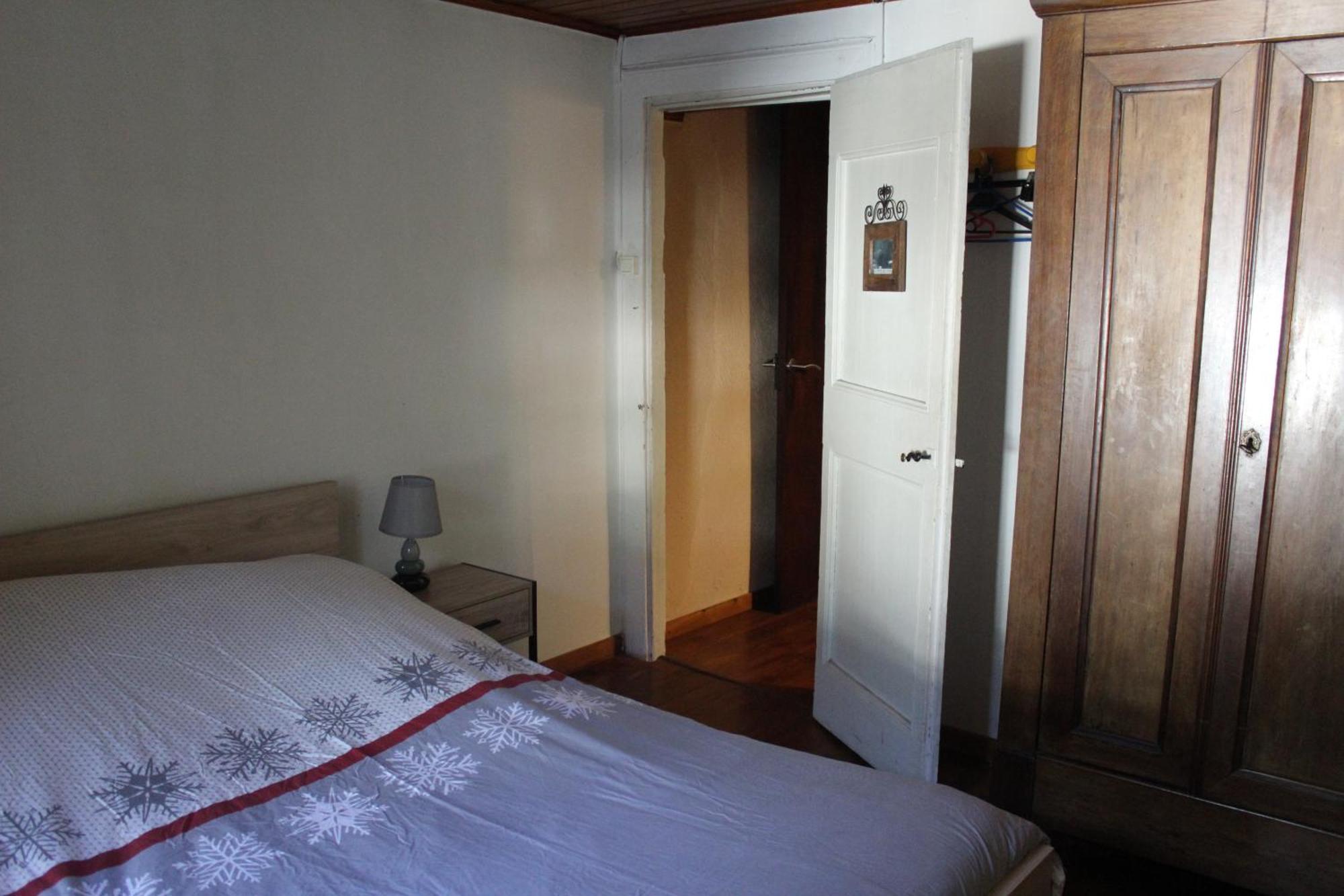 Maison De Charme Calme Entouree De Montagne Ussat Bagian luar foto